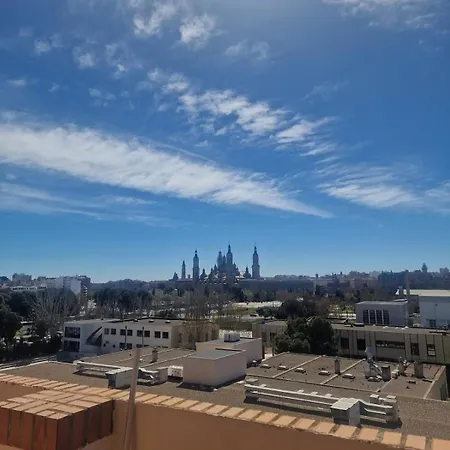 Penthouse With Views Of The Pilar Apartman *